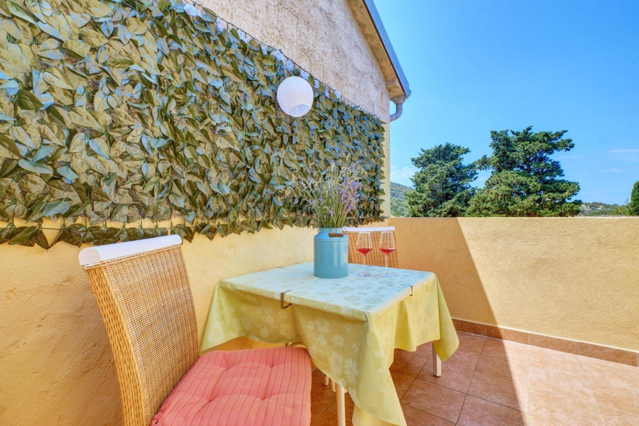 Apartment Tena Veli Lošinj Exteriér fotografie
